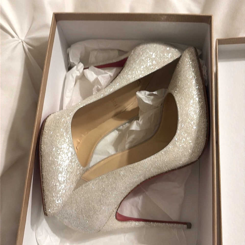 Christian Louboutin Glitter Heels in White/Silver and Red - Picture 6 of 7